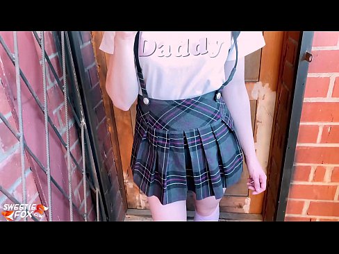 ❤️ Schoolgirl Sucks a dick gu domhainn agus fucks an àite clasaichean. ☑  Porno  aig porn gd.xxxwow-net.ru ️❤